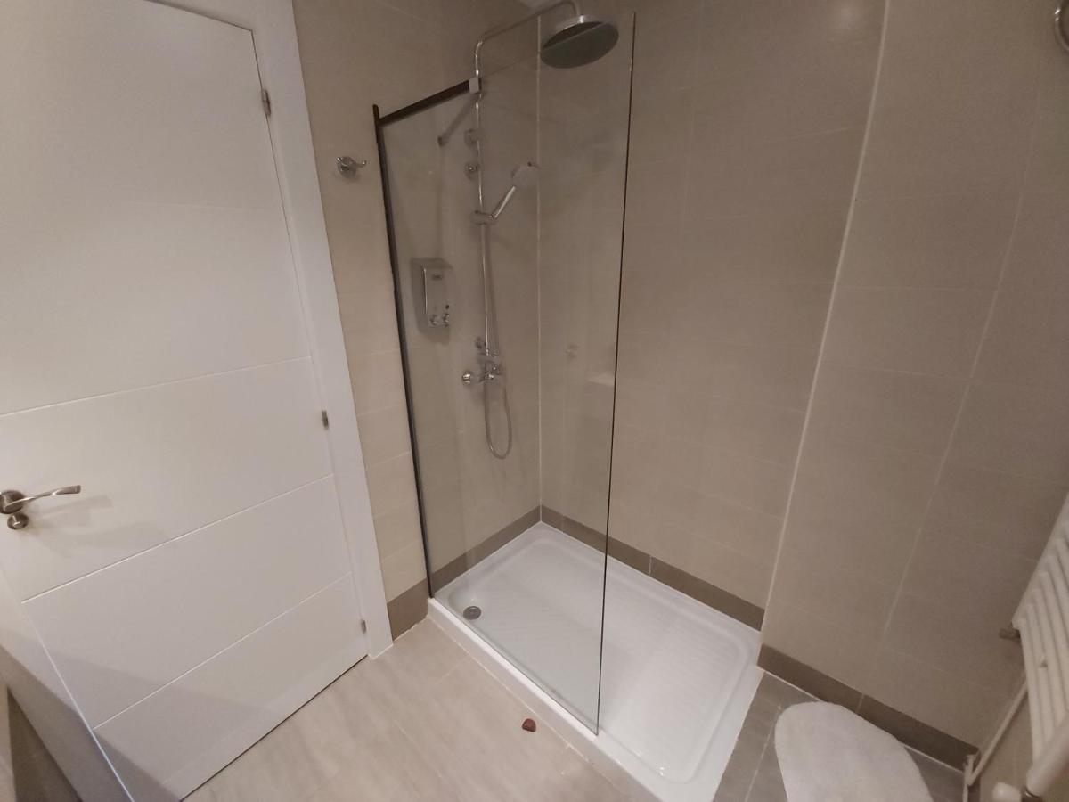 Apartamentos Santa Juliana Madrid Exterior foto