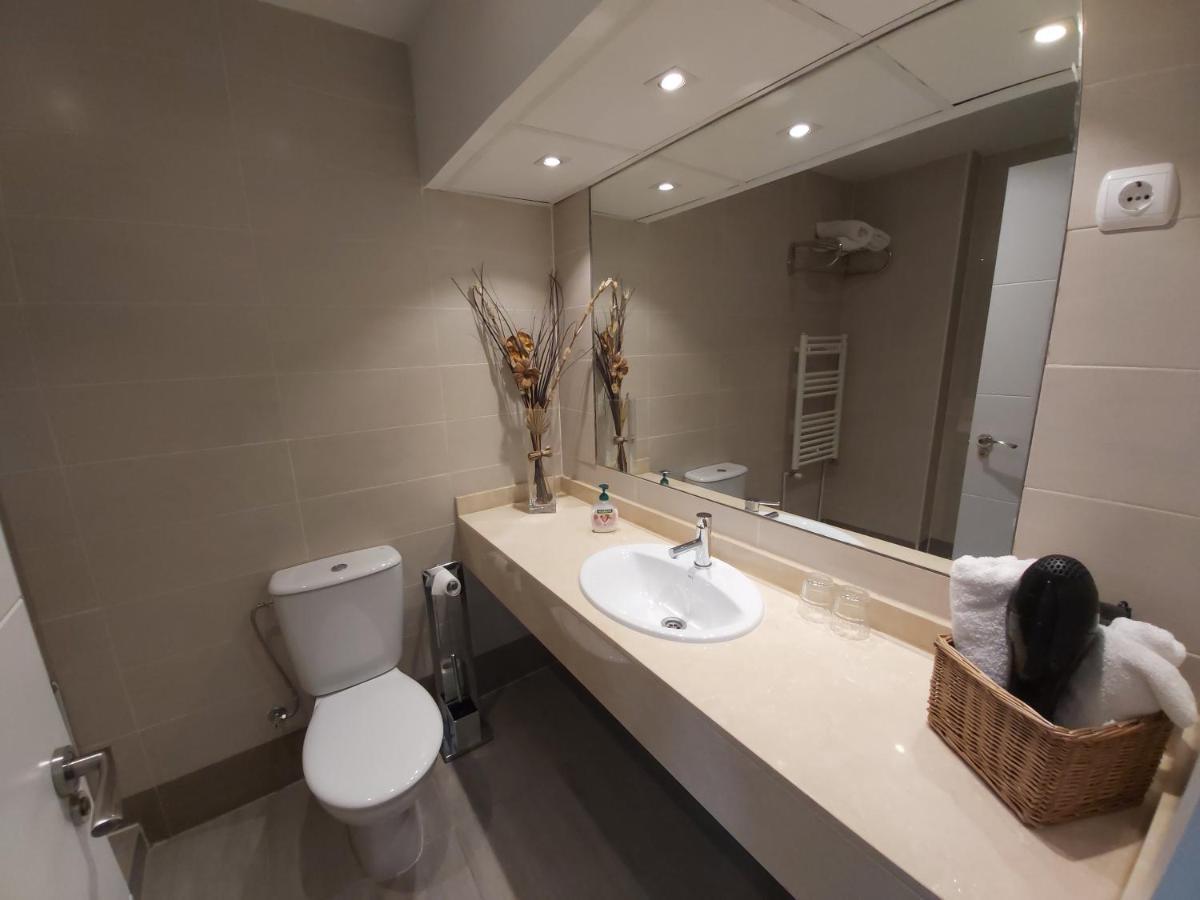 Apartamentos Santa Juliana Madrid Exterior foto