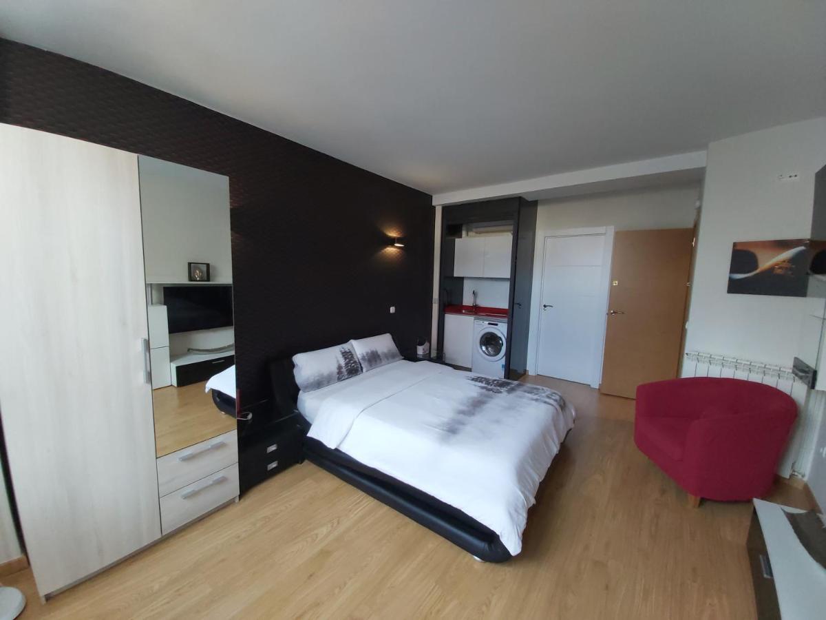 Apartamentos Santa Juliana Madrid Exterior foto